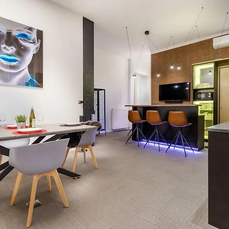 Luxurious In The Center アパート ブダペスト