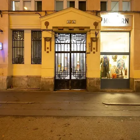 Luxurious In The Center アパート ブダペスト