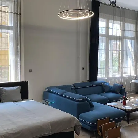 Luxurious In The Center Budapest