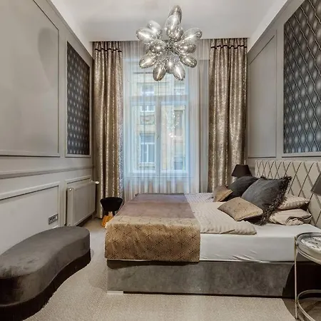 アパート Luxurious In The Center ブダペスト