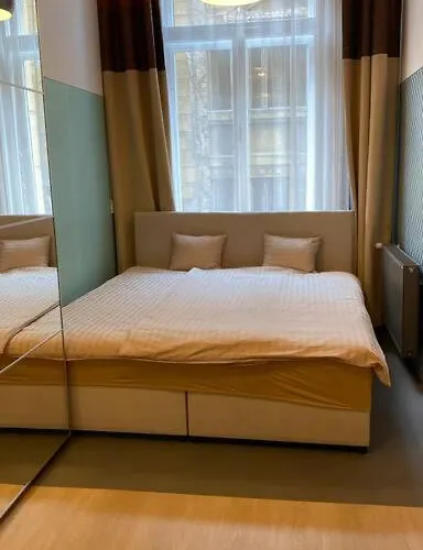 Apartament Luxurious In The Center