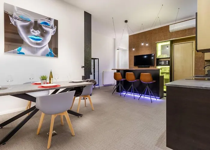 Luxurious In The Center Apartment Budapest